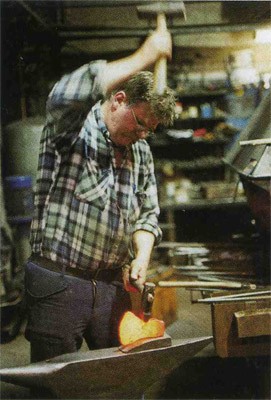 Топор Gransfors Bruks Hunter, 650г/475мм (не заказывать) Топор Gransfors Bruks Hunter, 650г/475мм (не заказывать)